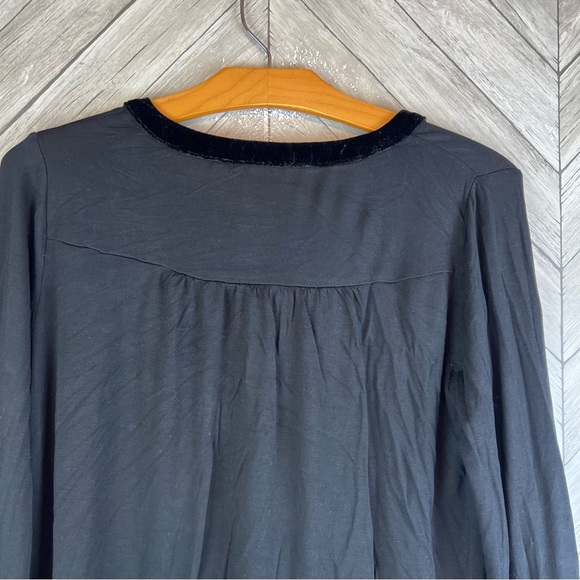 Boden black top with velvet trim - Picture 7 of 9